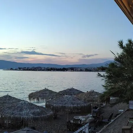 Mpou's House Nea Artaki