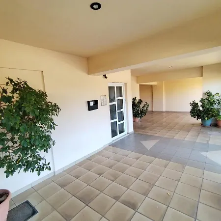Mpou's House Apartment *
