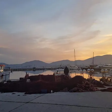 Mpou's House Appartement Nea Artaki